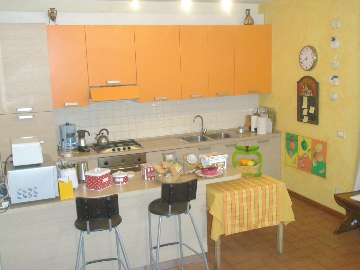 B&B La Rondine Tra Pisa E Lucca San Giuliano Terme Esterno foto